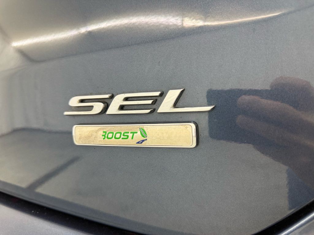 2019 Ford Edge Image 37