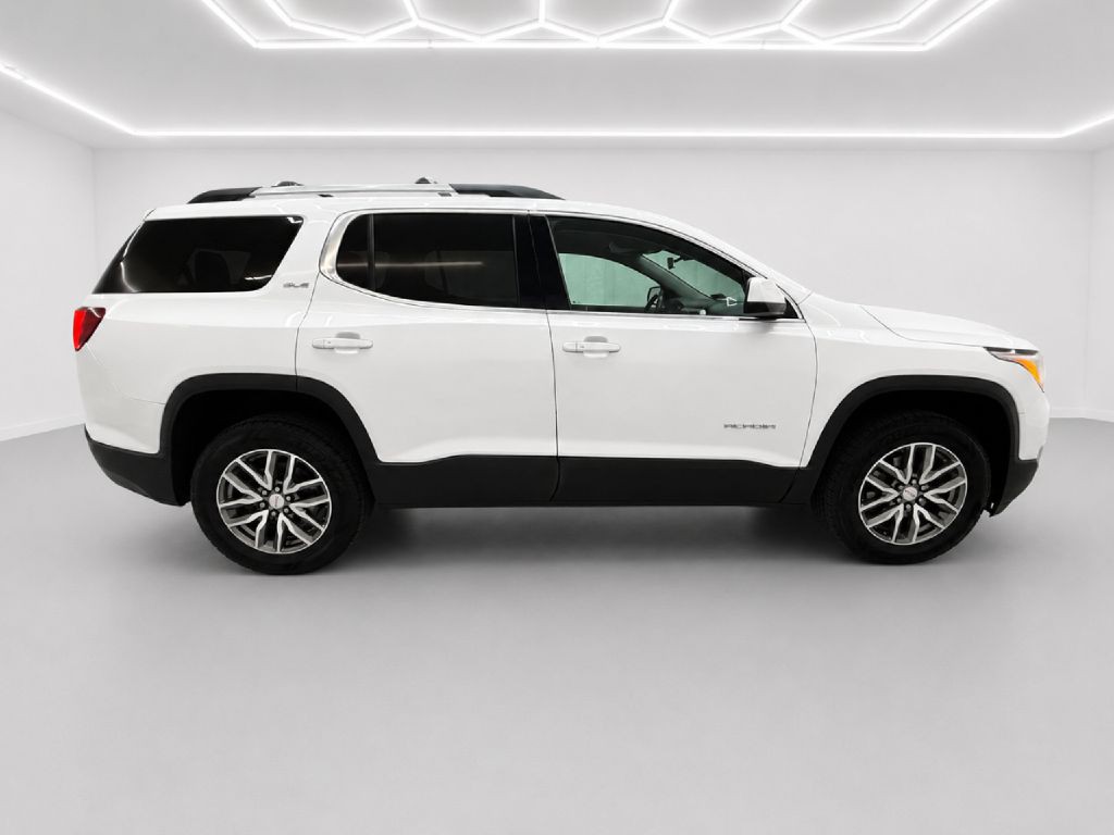 2019 GMC Acadia Image 2