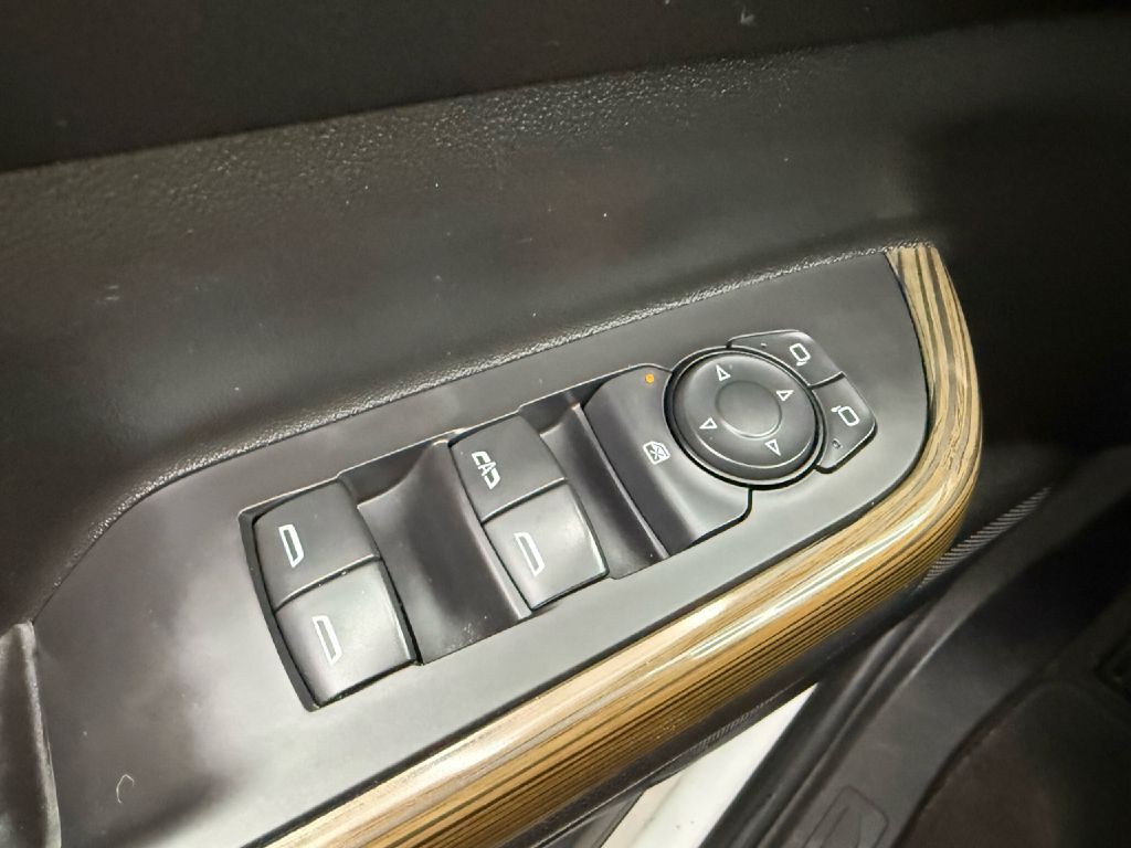 2019 GMC Acadia Image 11