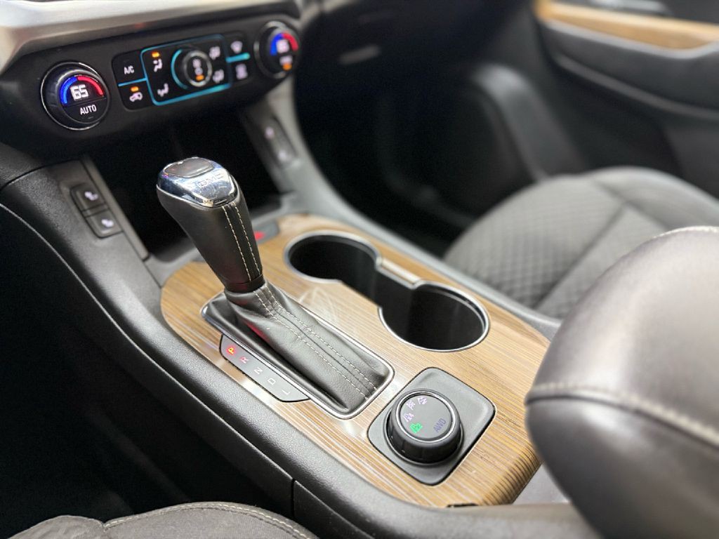 2019 GMC Acadia Image 19