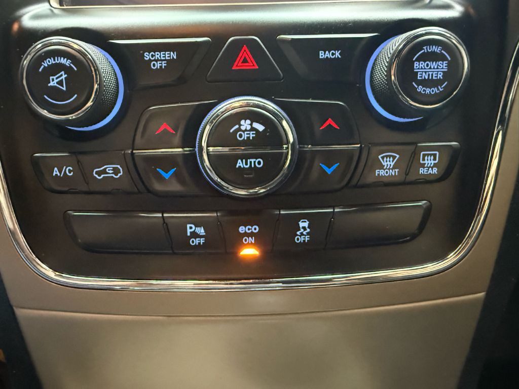 2014 Jeep Grand Cherokee Image 21