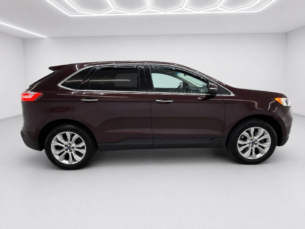 2020 Ford Edge Image 2