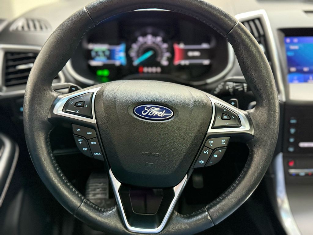 2020 Ford Edge Image 13