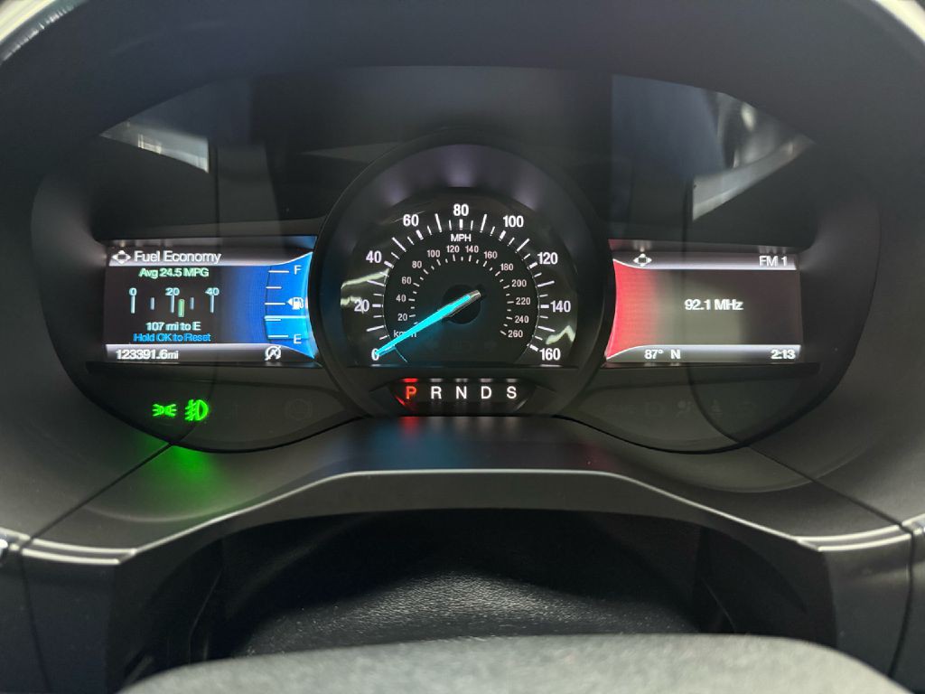 2020 Ford Edge Image 16