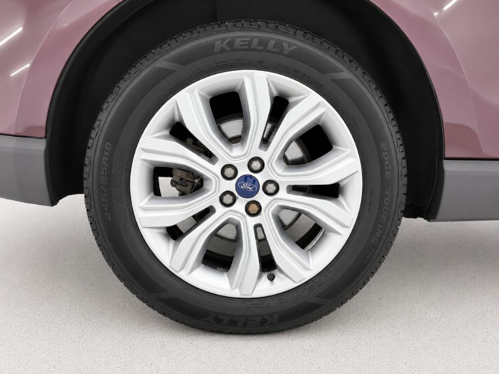 2020 Ford Edge Image 32