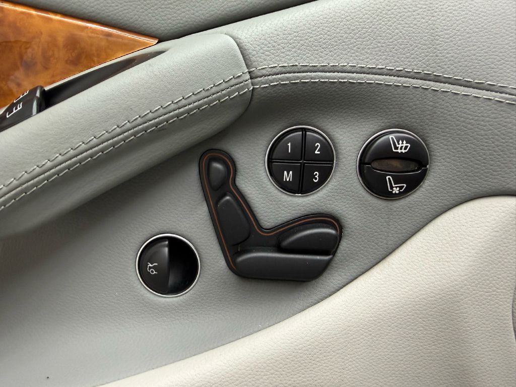2007 Mercedes-Benz SL-Class Image 11