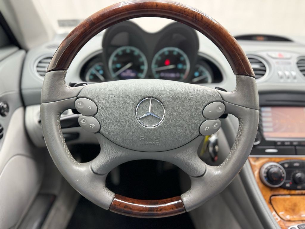 2007 Mercedes-Benz SL-Class Image 13