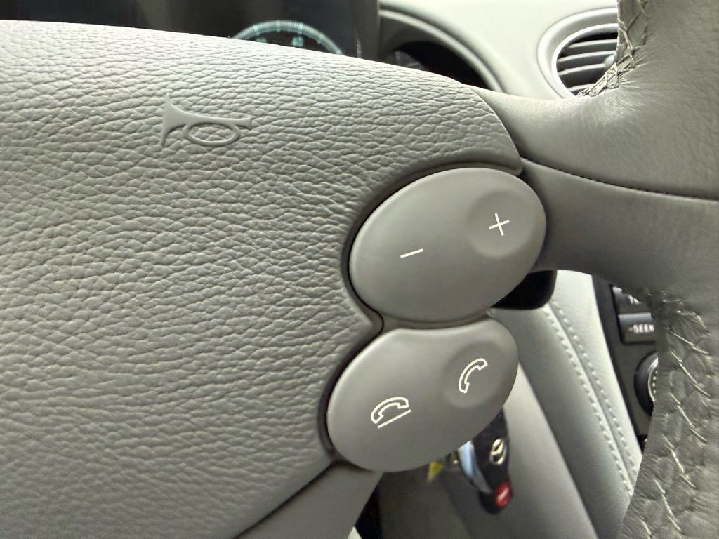 2007 Mercedes-Benz SL-Class Image 15