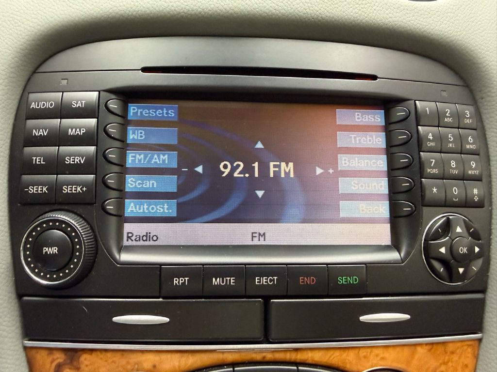 2007 Mercedes-Benz SL-Class Image 17