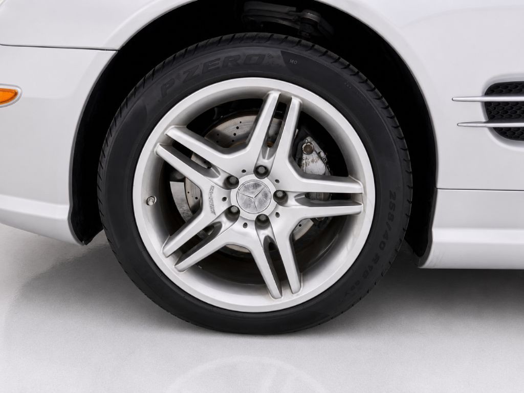 2007 Mercedes-Benz SL-Class Image 22