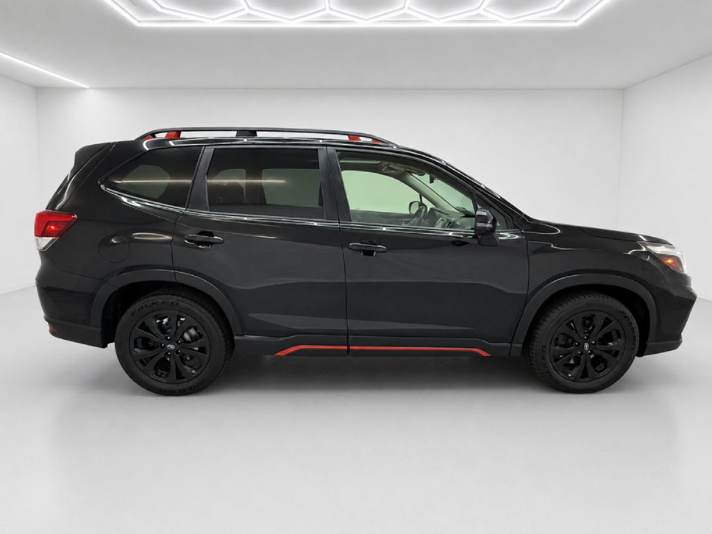 2020 Subaru Forester Image 2