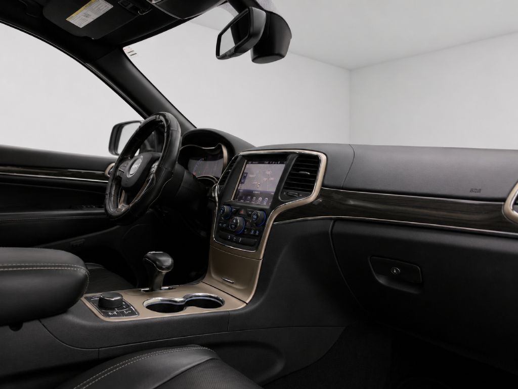 2015 Jeep Grand Cherokee Image 40