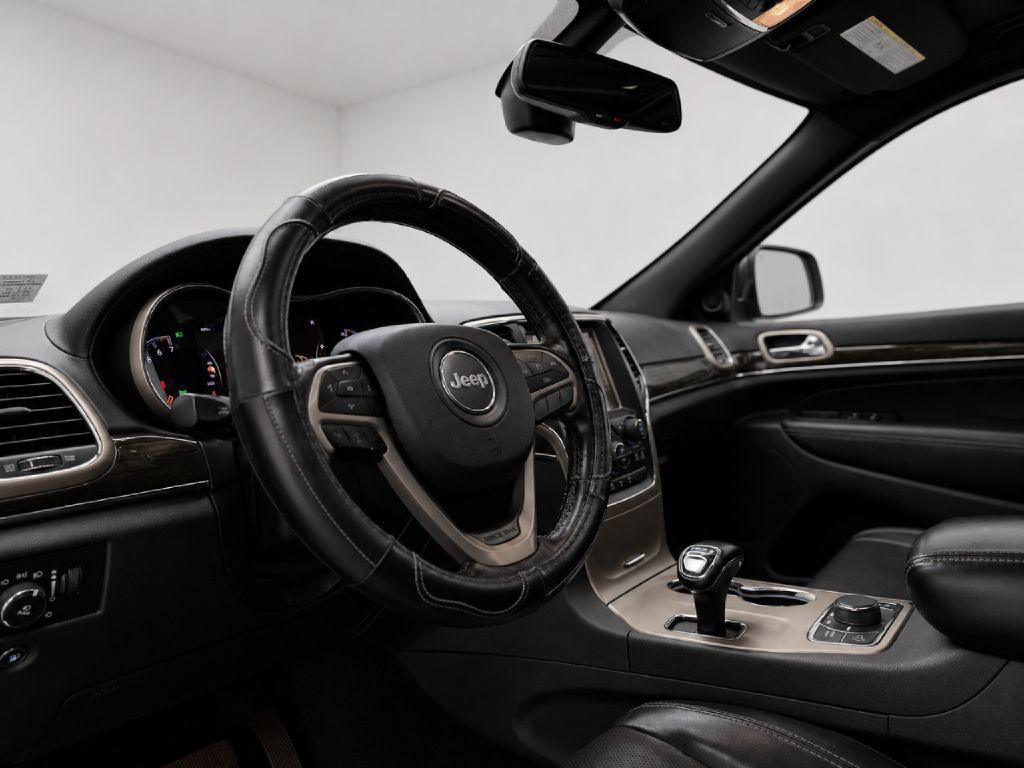 2015 Jeep Grand Cherokee Image 42