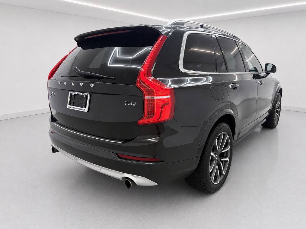 2018 Volvo XC90 Image 3