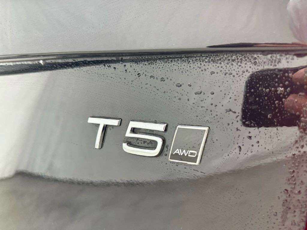 2018 Volvo XC90 Image 42