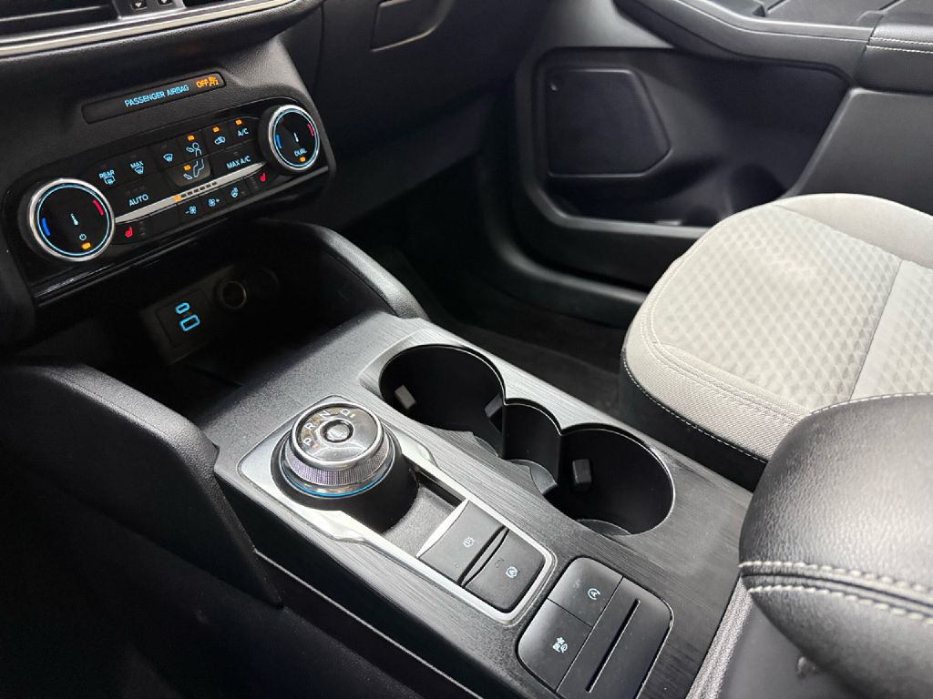 2022 Ford Escape Image 19