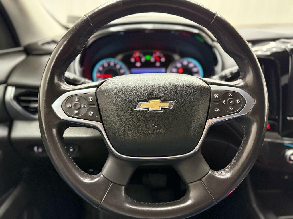 2021 Chevrolet Traverse Image 12