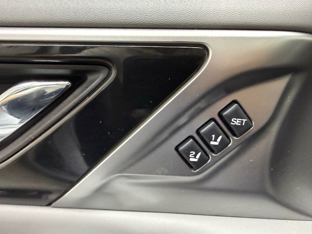 2022 Subaru Legacy Image 12
