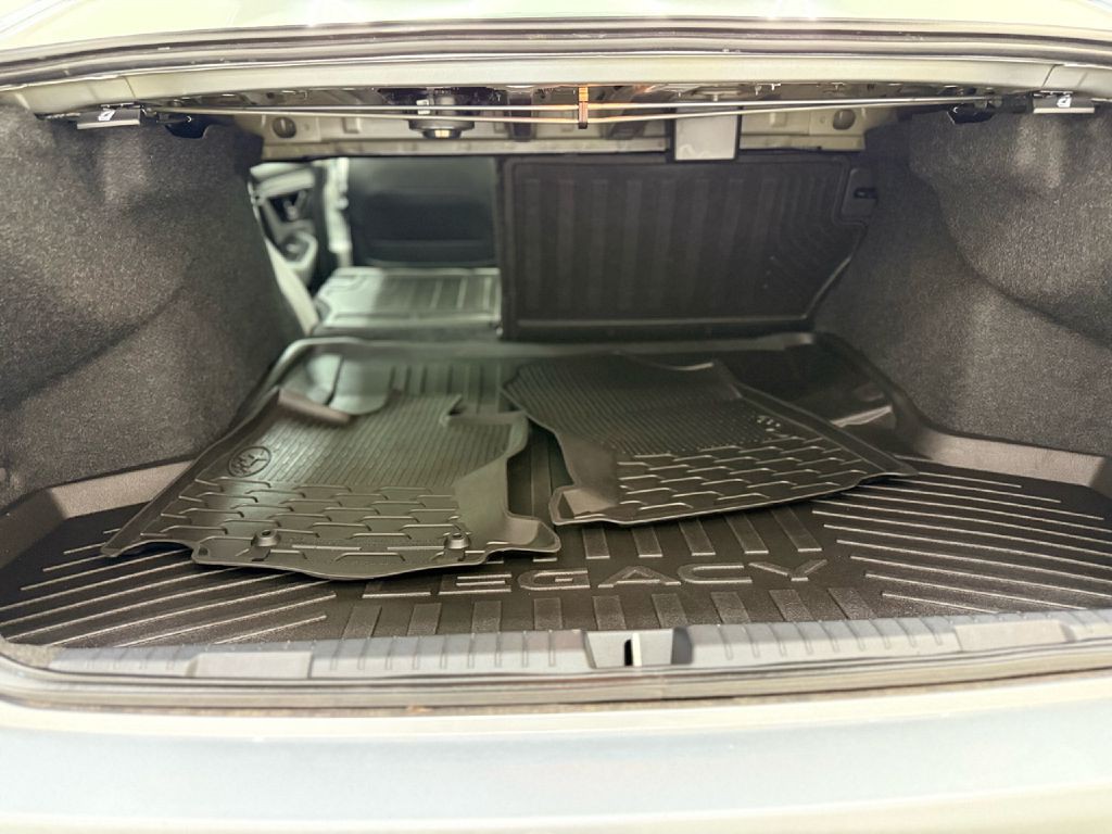 2022 Subaru Legacy Image 25