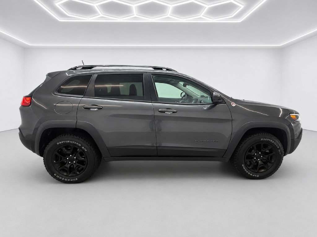 2022 Jeep Cherokee Image 2