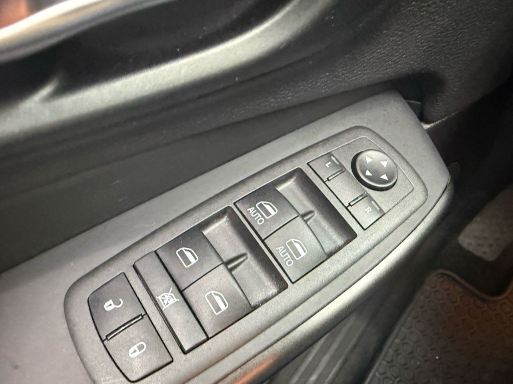 2022 Jeep Cherokee Image 12