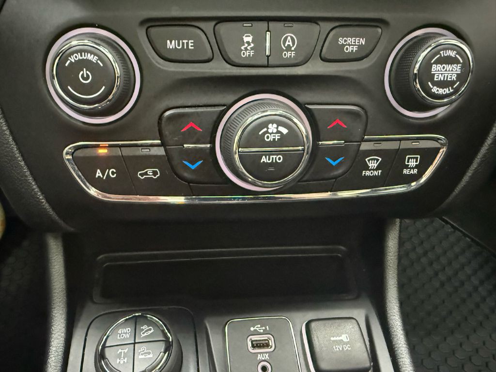 2022 Jeep Cherokee Image 21
