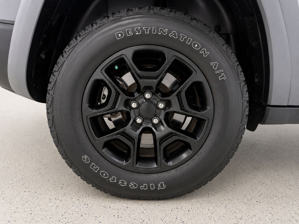 2022 Jeep Cherokee Image 33