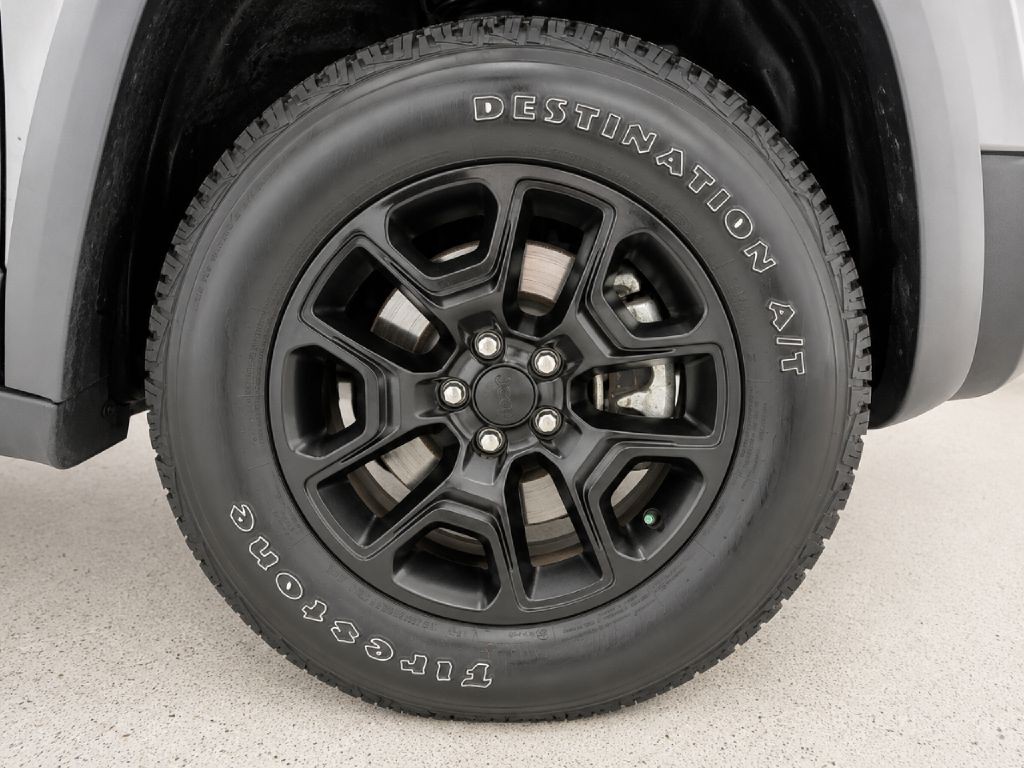 2022 Jeep Cherokee Image 34