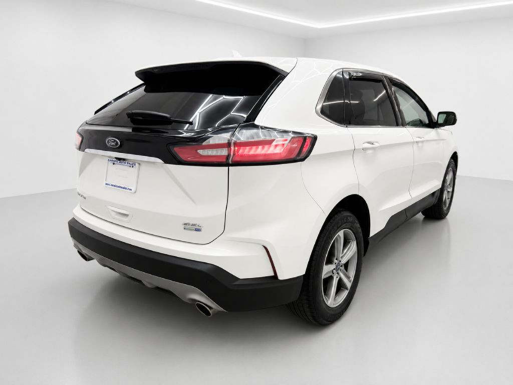 2019 Ford Edge Image 3