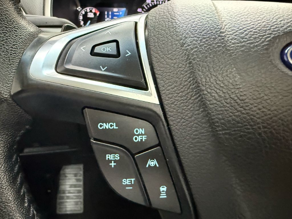 2019 Ford Edge Image 14