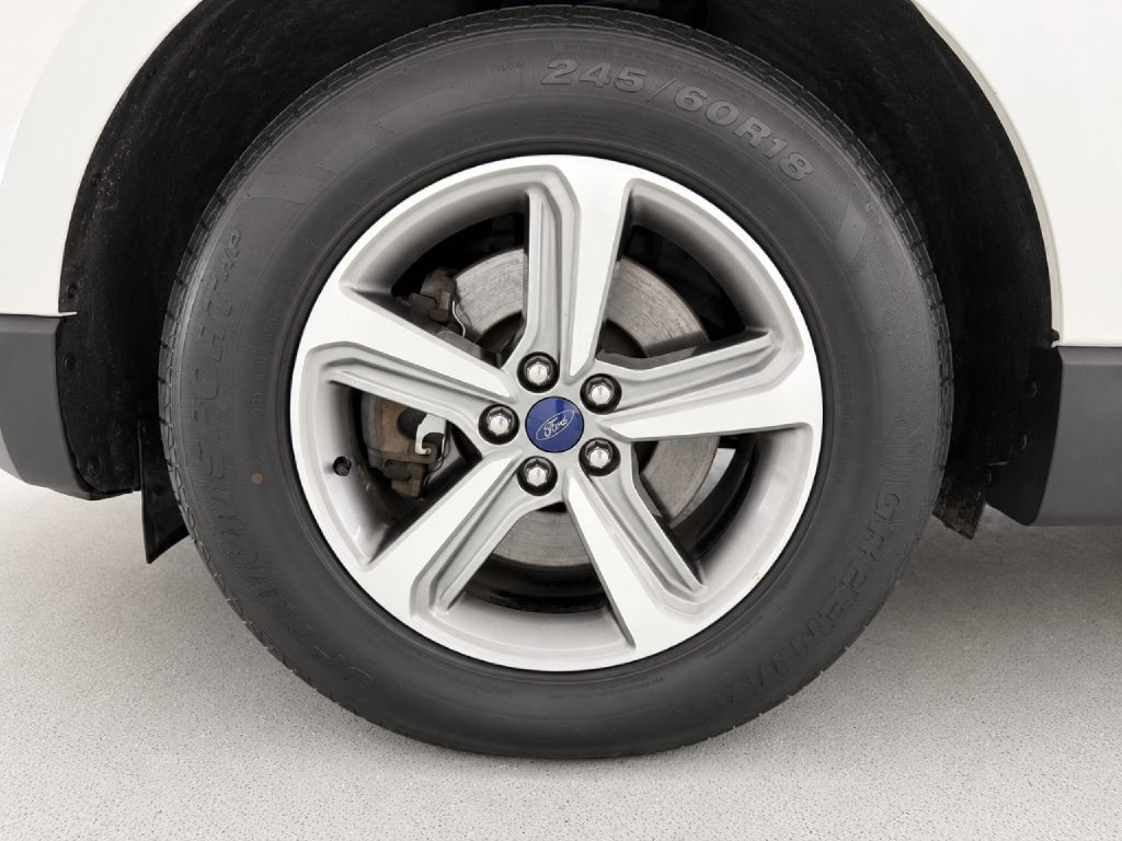 2019 Ford Edge Image 29
