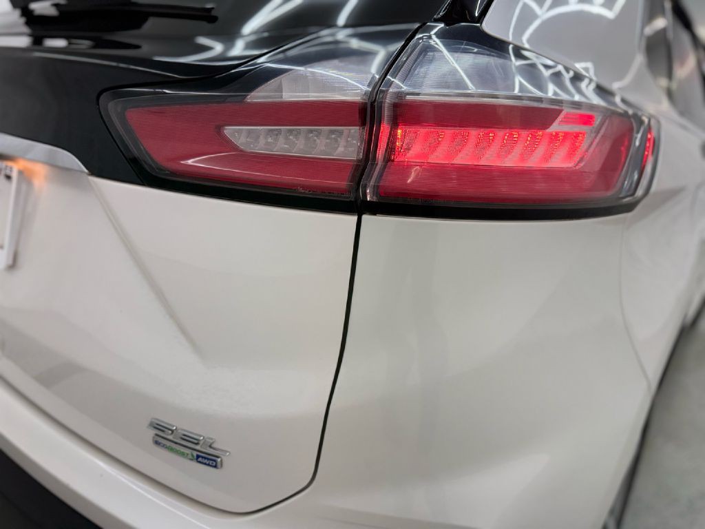 2019 Ford Edge Image 38