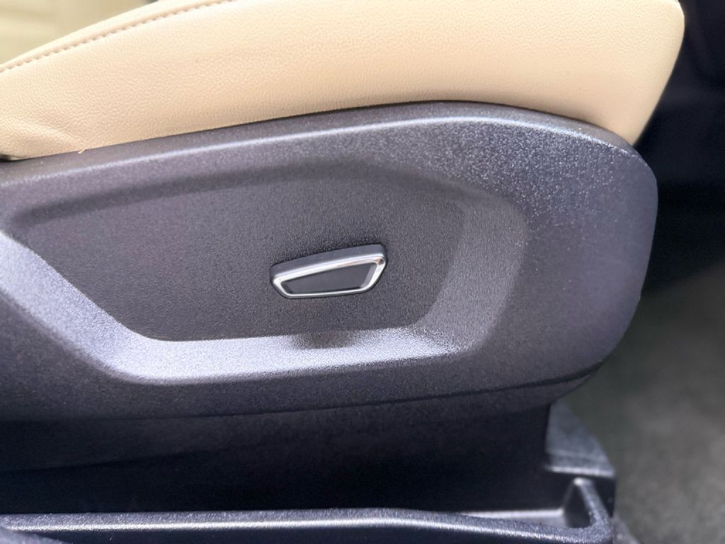 2019 Ford Edge Image 40