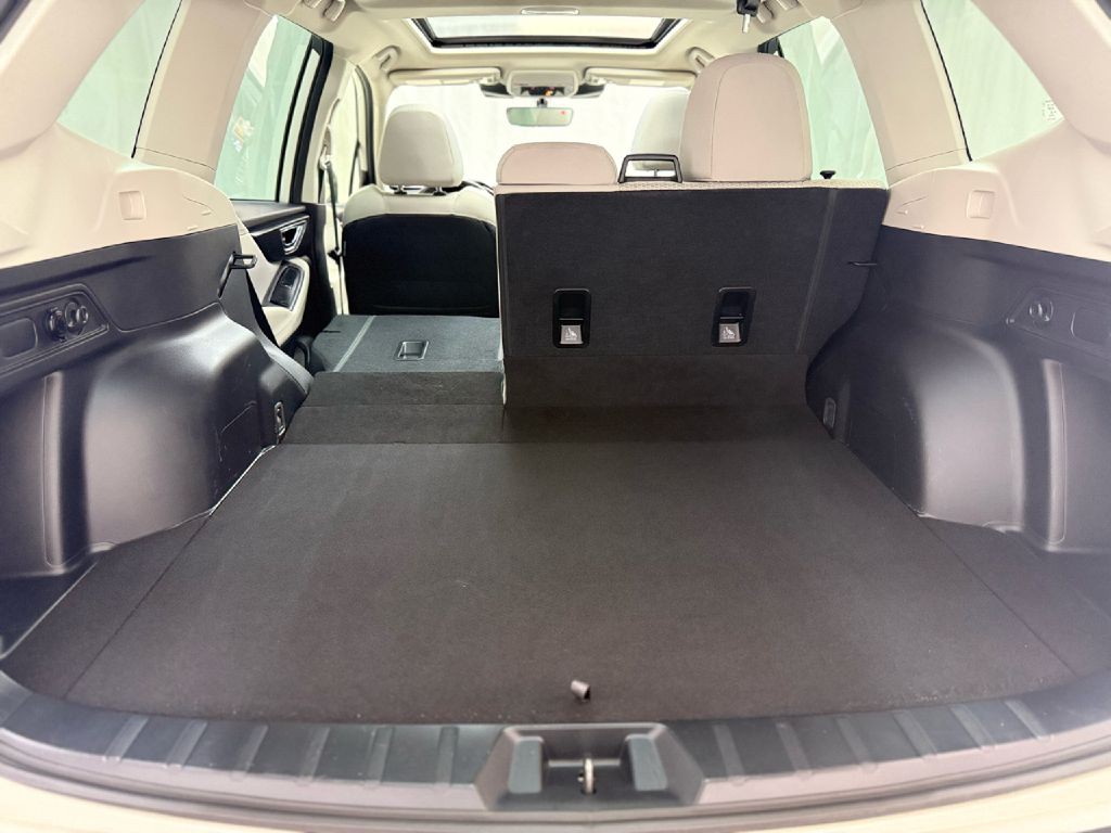 2023 Subaru Forester Image 25