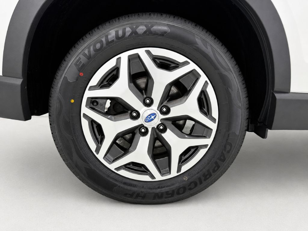2023 Subaru Forester Image 31