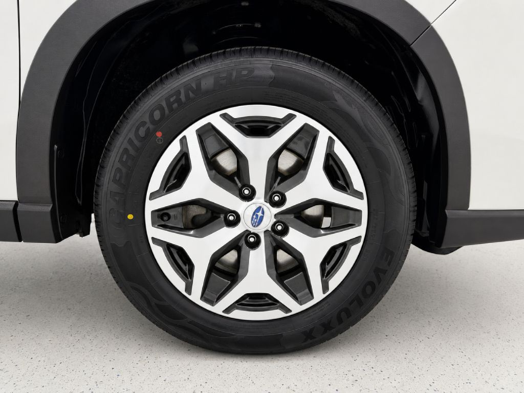 2023 Subaru Forester Image 32