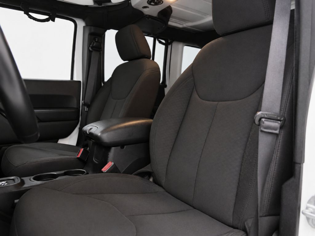 2017 Jeep Wrangler Unlimited Image 9