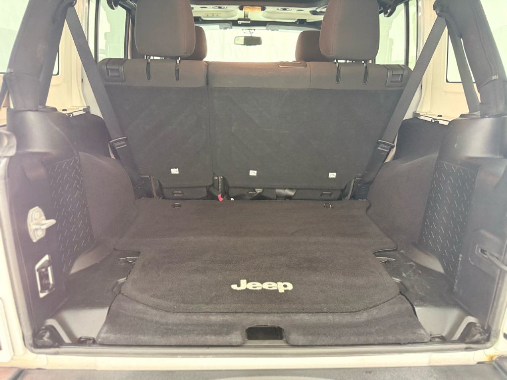 2017 Jeep Wrangler Unlimited Image 20