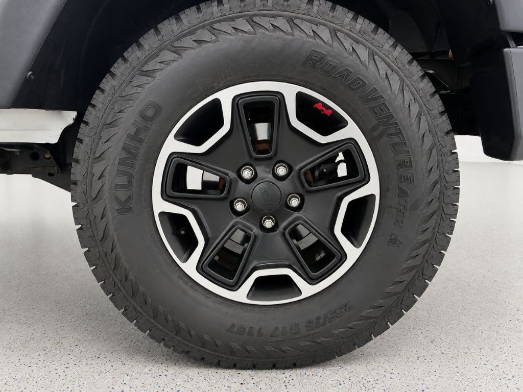 2017 Jeep Wrangler Unlimited Image 25