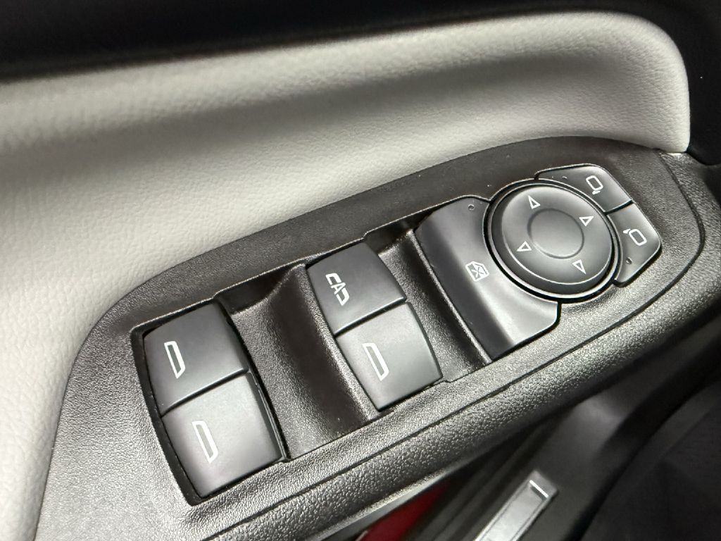 2018 Chevrolet Equinox Image 11