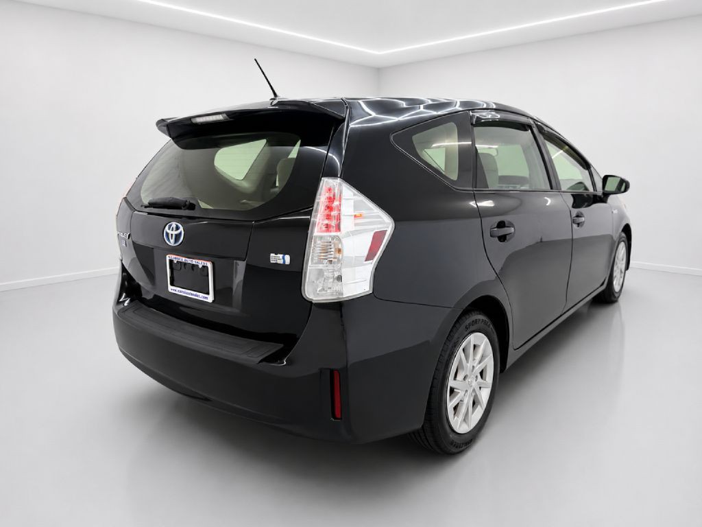 2012 Toyota Prius Image 3