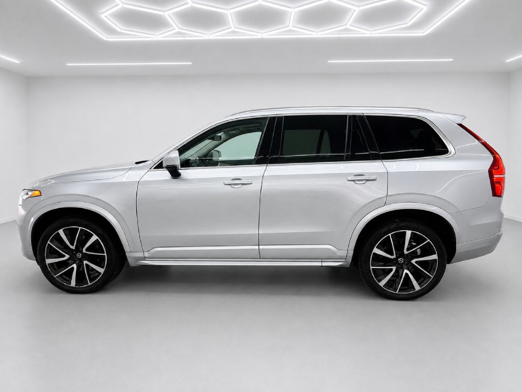 2022 Volvo XC90 Image 6
