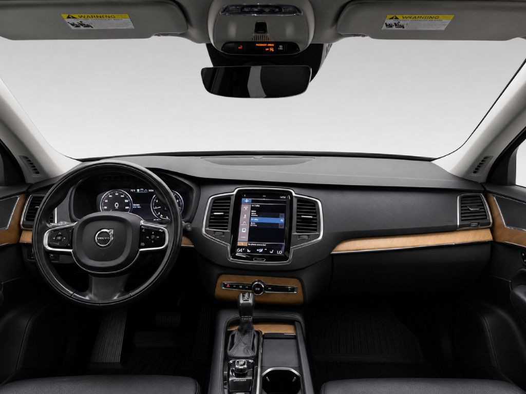 2022 Volvo XC90 Image 26