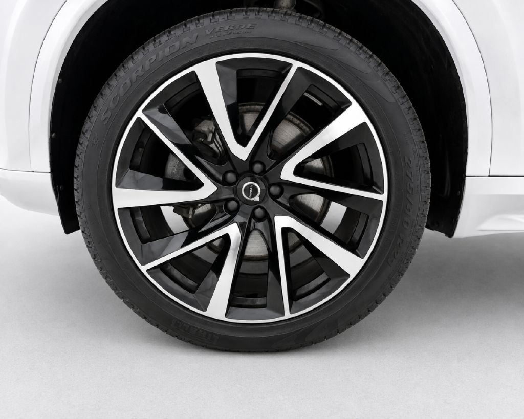 2022 Volvo XC90 Image 33
