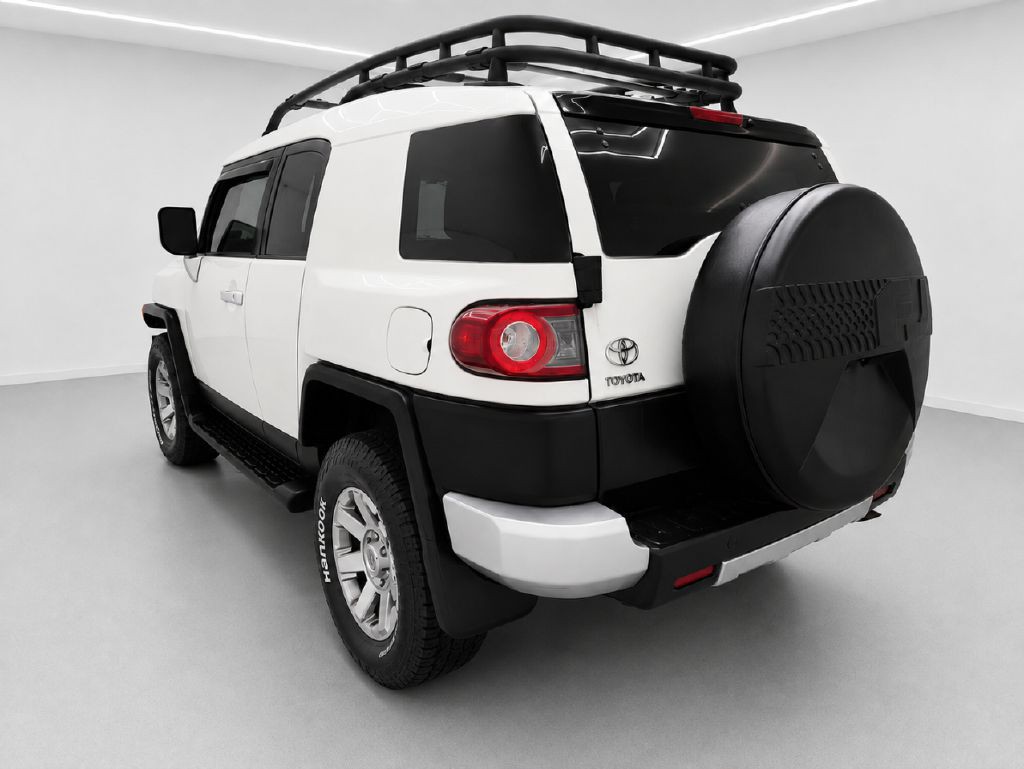 2014 Toyota FJ Cruiser Image 5