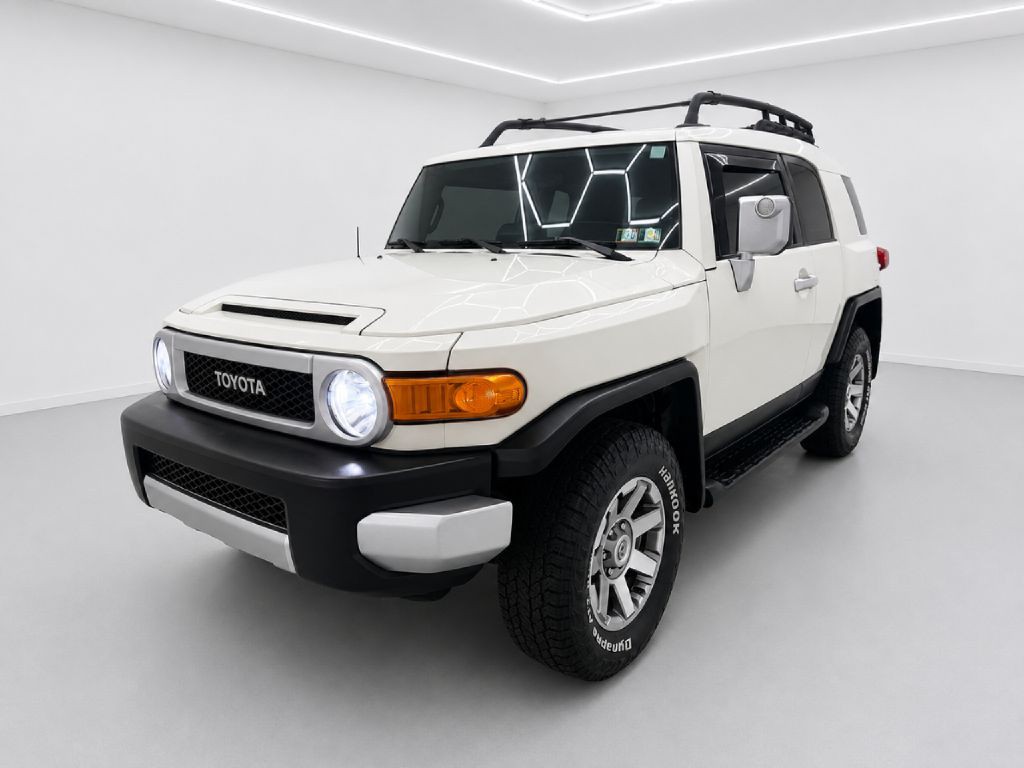 2014 Toyota FJ Cruiser Image 7