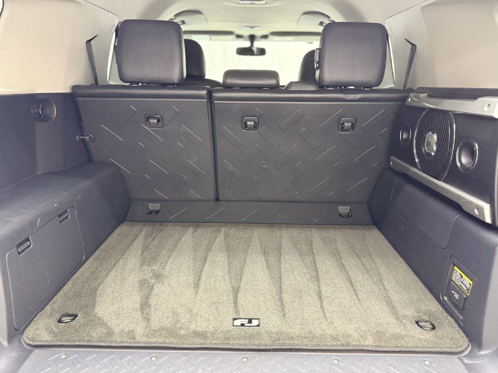 2014 Toyota FJ Cruiser Image 24