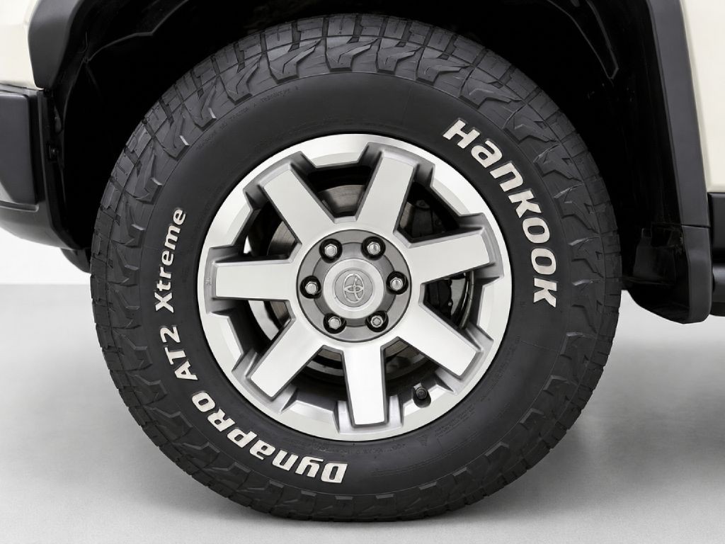 2014 Toyota FJ Cruiser Image 26