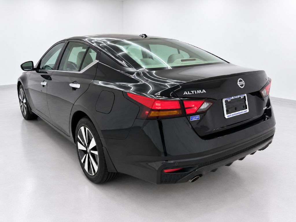 2022 Nissan Altima Image 5