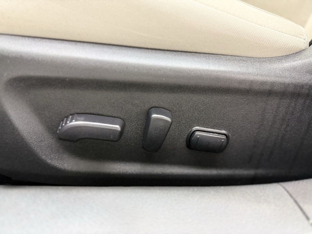 2022 Nissan Altima Image 10
